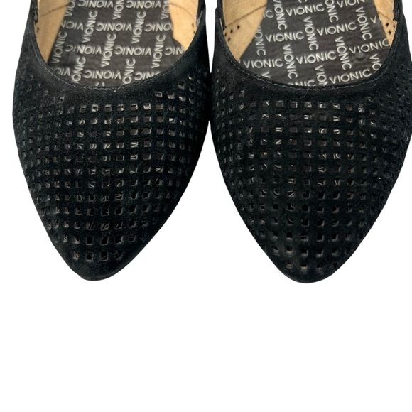 Vionic Posey Black Suede Perforated Pointed Toe Flats Women's Size 6.5 - Picture 5 of 11